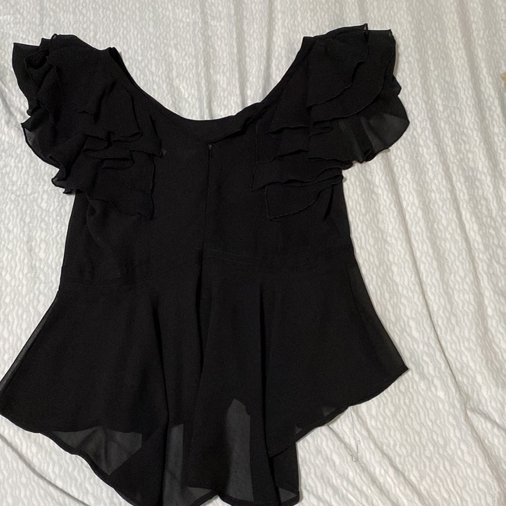Ruffled Tops - Picture 3 of 5